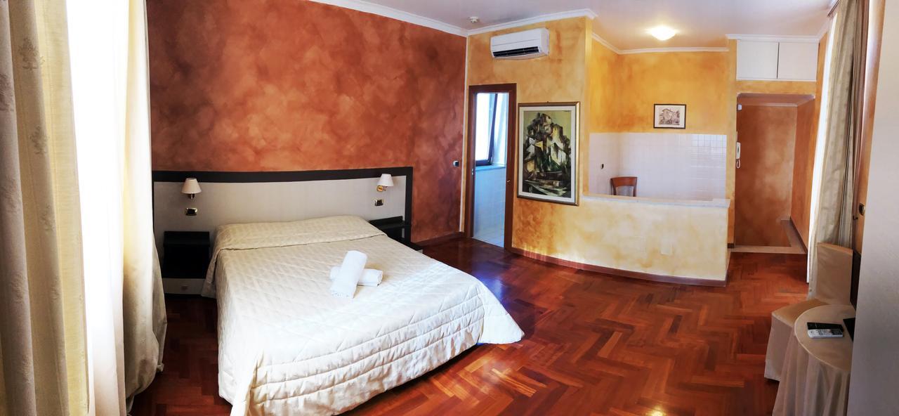 La Locanda Del Palatoraffinato تْشامبينو المظهر الخارجي الصورة